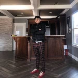 Meet your Posher, Eddie